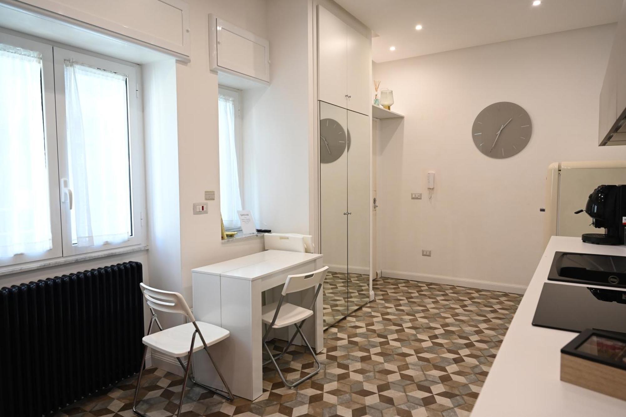 Qhouse Apartment Наполи Екстериор снимка