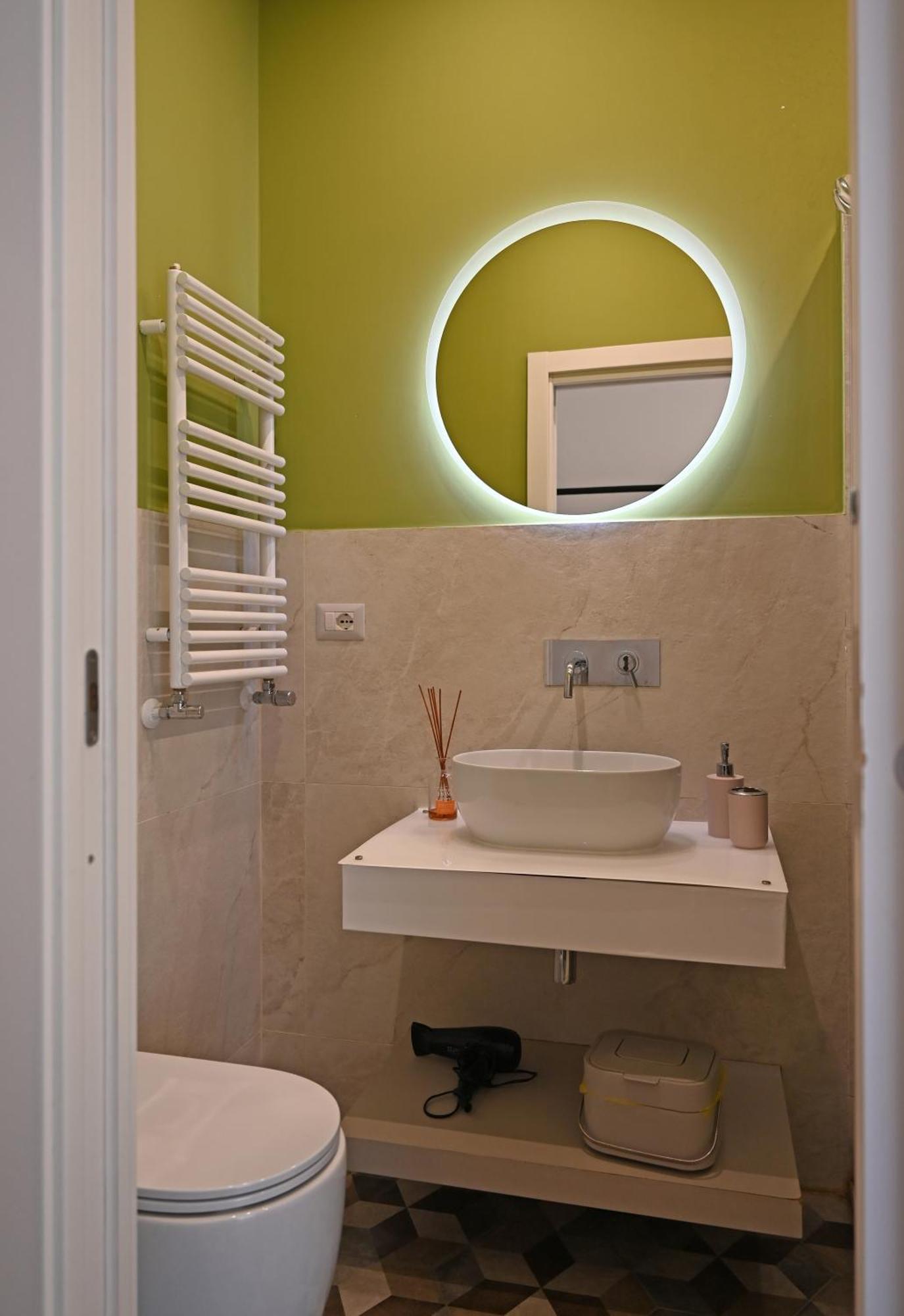 Qhouse Apartment Наполи Екстериор снимка